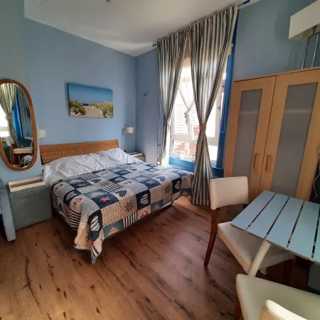Appartementen Zandvoort Отели рядом с достопримечательностью «Пляж Зандворт»
