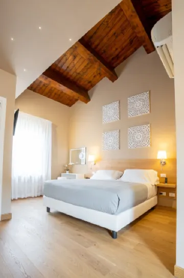 GG8酒店和套房SPA