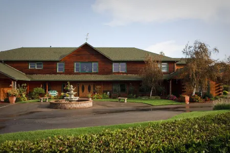 Purple Orchid Resort & Spa Отели рядом с достопримечательностью «Дарси Кент Вайнярдс»