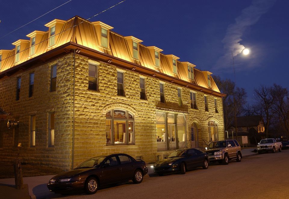hotel overview picture