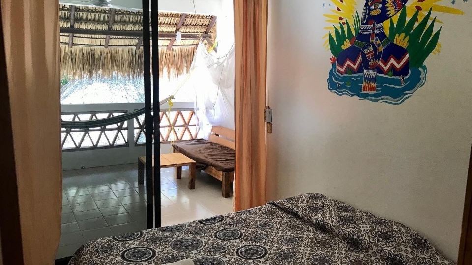 Nomad Beach House - Hostel