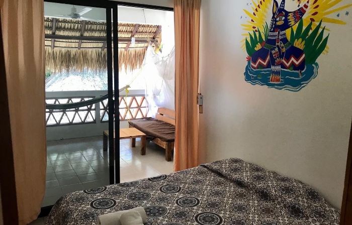 Nomad Beach House - Hostel