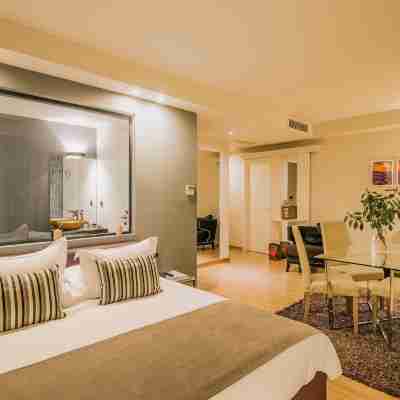 Golden Suites & Spa Rooms