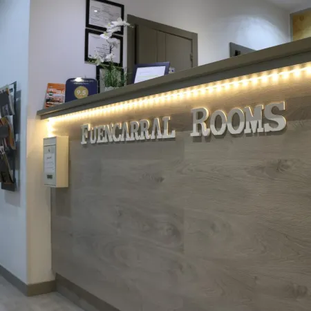 Fuencarral Rooms Отели рядом с достопримечательностью «Чуэка»