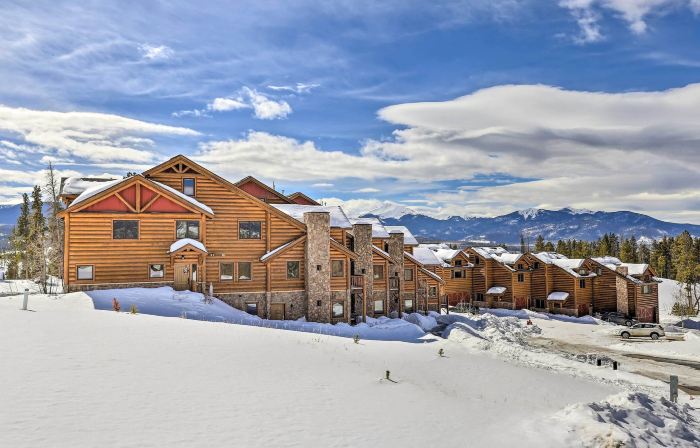Peaceful Fraser Condo w/ Patio - by Hiking Trails!
