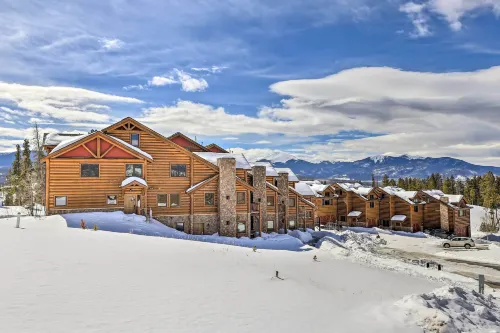 Peaceful Fraser Condo w/ Patio - by Hiking Trails! - Lejligheder