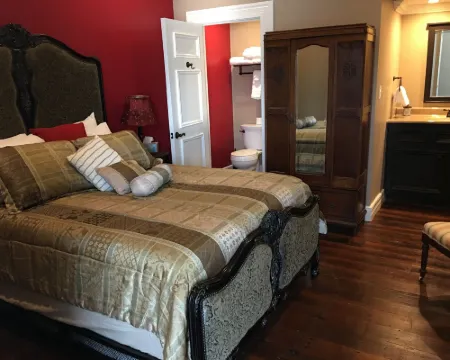 Historic Kahn Hotel Hotels in Jefferson