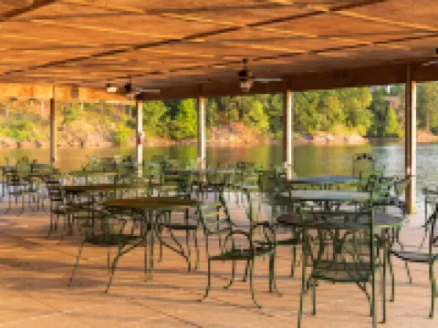 Forest View, Log-Sided Two Bedroom, Two Bath Condo on Lake Ouachita. 2 Condo by Redawning Hotels in Mount Ida