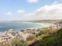 Sennen Heights - Apartments