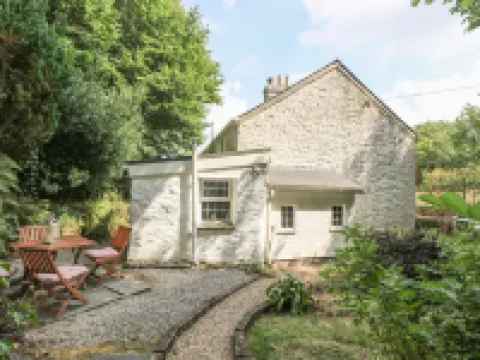 Tinners Cottage Hotels in Liskeard