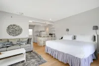 Windward Shores