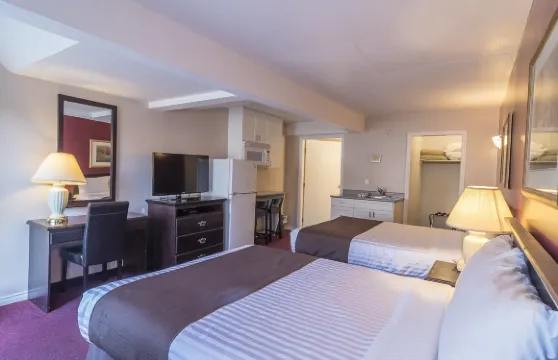 奧古斯塔港旅館