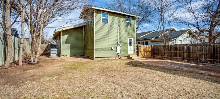 Chic Lawton Home, 5 Mins to Fort Sill! Ξενοδοχεία στην πόλη Comanche County