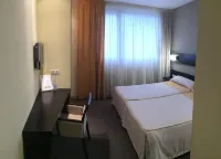 Blu Hotel Pamplona Hotels in Cuenca de Pamplona - Pamplona