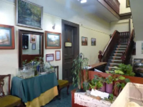 Hostal Residencia Blest Gana - Inns