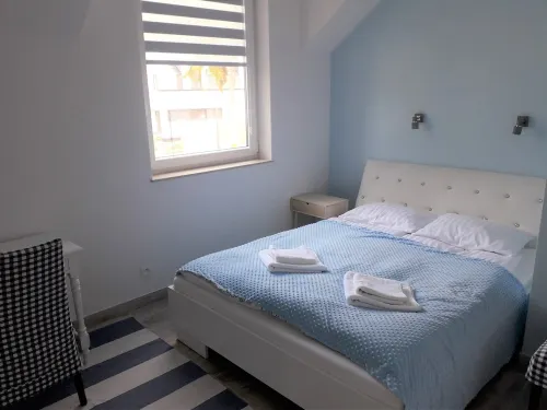 Spacious Apartment, Quiet Location in the Forest, Garden, Barbecue, Bicycles, Dogs Allowed Hôtels à : Lukecin