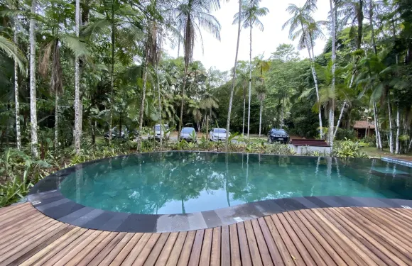 曼嘉裏託華麗露營酒店