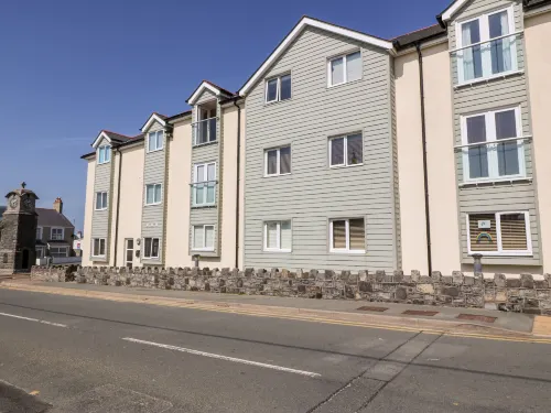 Maelog, 14 Tides Reach Hotels in Rhosneigr