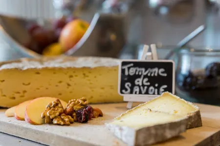 The Originals City, Hôtel Villancourt, Grenoble Sud Отели в г. Ланс-ан-Веркор