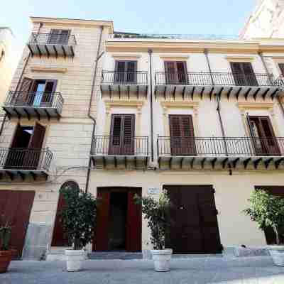 Casa Nostra Luxury Suites & Spa Hotel Exterior