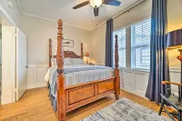 Texarkana Pet-Friendly Pad w/ Fenced Backyard - Lemmikkieläimet sallittu