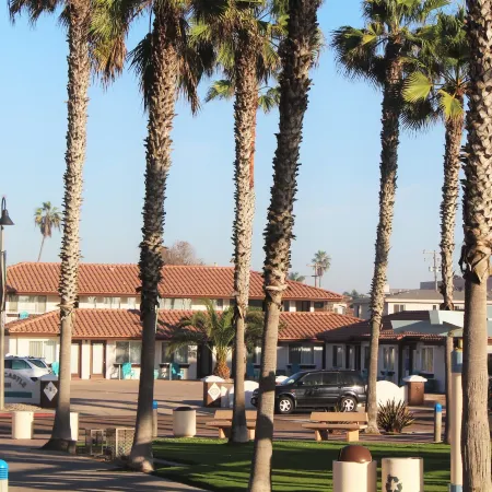 Los Bungalows