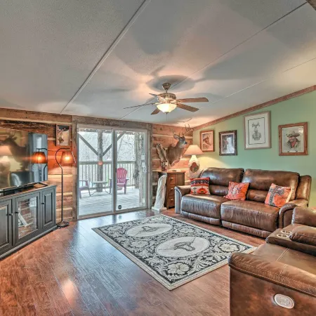 Rustic Country Escape - 20 Minutes from Nashville