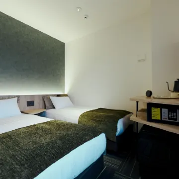 R酒店-關西機場 鄰近キッズユーエスランド 大阪泉佐野店的酒店