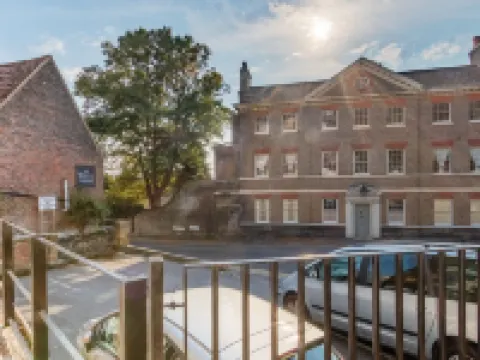 Hubert House Hotels in Dover