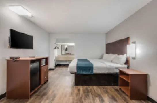 Motel 6 Tupelo, MS - Downtown