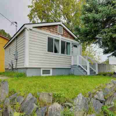 Cozy Anchorage Retreat < 4 Mi to Downtown! Hotel Exterior