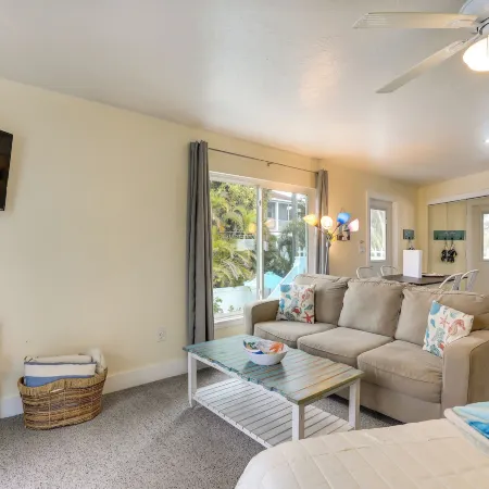 Siesta Key Dream Inn Rental - Close to Village!