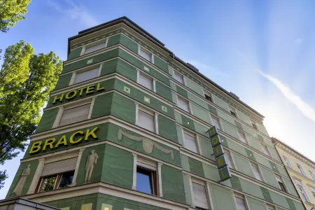 Hotel Brack