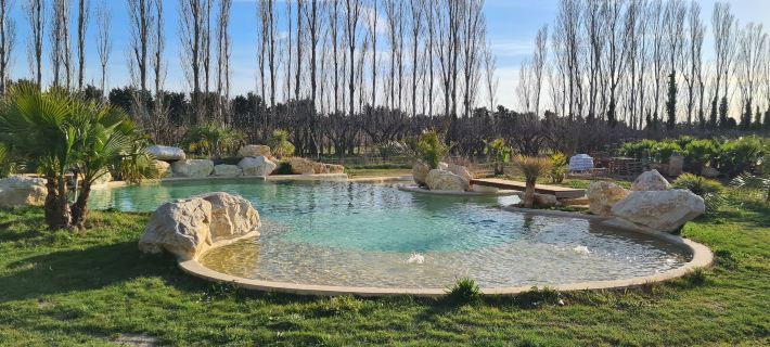 Le Mas des Cerisiers Jacuzzi et Sauna Inclus Pour Tous les Logements Hotels in Avignon