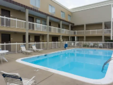 Days Inn by Wyndham Florence Cincinnati Area Hotels in Florence
