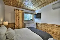 Floating Home on Columbia River w/ Provided Kayaks - balcony