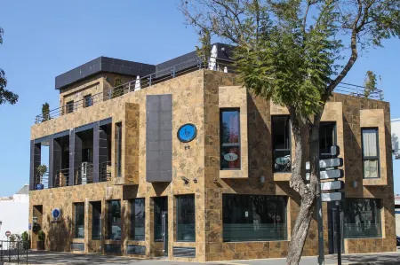 Hotel LB Lebrija by MA 22 Puntos Отели рядом с достопримечательностью «La Cuesta»