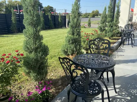 Stratus Suites Boutique Hotel Отели в г. Копперас Ков