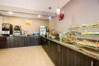 Quality Inn Madison West Near University Area - Morgenmad