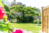 Oldfields House Hotels near The Jane Austen Centre