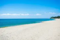 Footprints Beach Resort - شاطئ