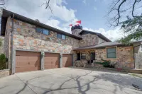 Dragon Castle w/ Swimming Platform at Lake Ozarks - homestay