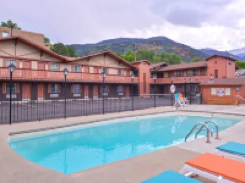 Villa Motel at Manitou Springs Hotels in Manitou Springs