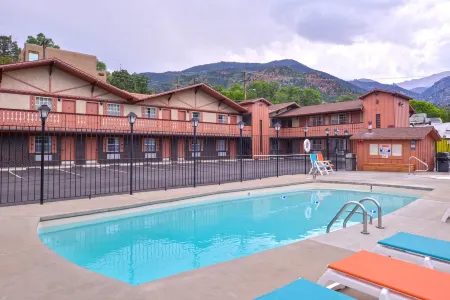 Villa Motel at Manitou Springs Отели в г. Маниту Спрингс