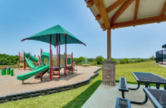 菲德里克聯排別墅帶陽台，靠近公園！