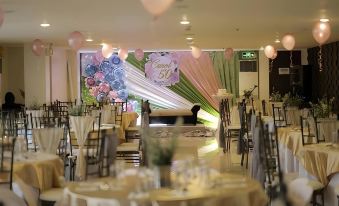 Top Star Hotel