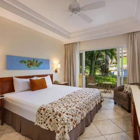 Hotel Tamarindo Diria Beach Resort