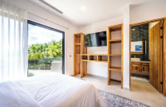 Private Luxury Villa Prime Location South End of Jaco Beach, Gated Community.