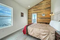 Waterfront w Bay Views, Shared Pool & Boat Dock Marlin Madness by AvantStay