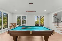 Modern Masterpiece by Avantstay Waterfront + Private Dock
